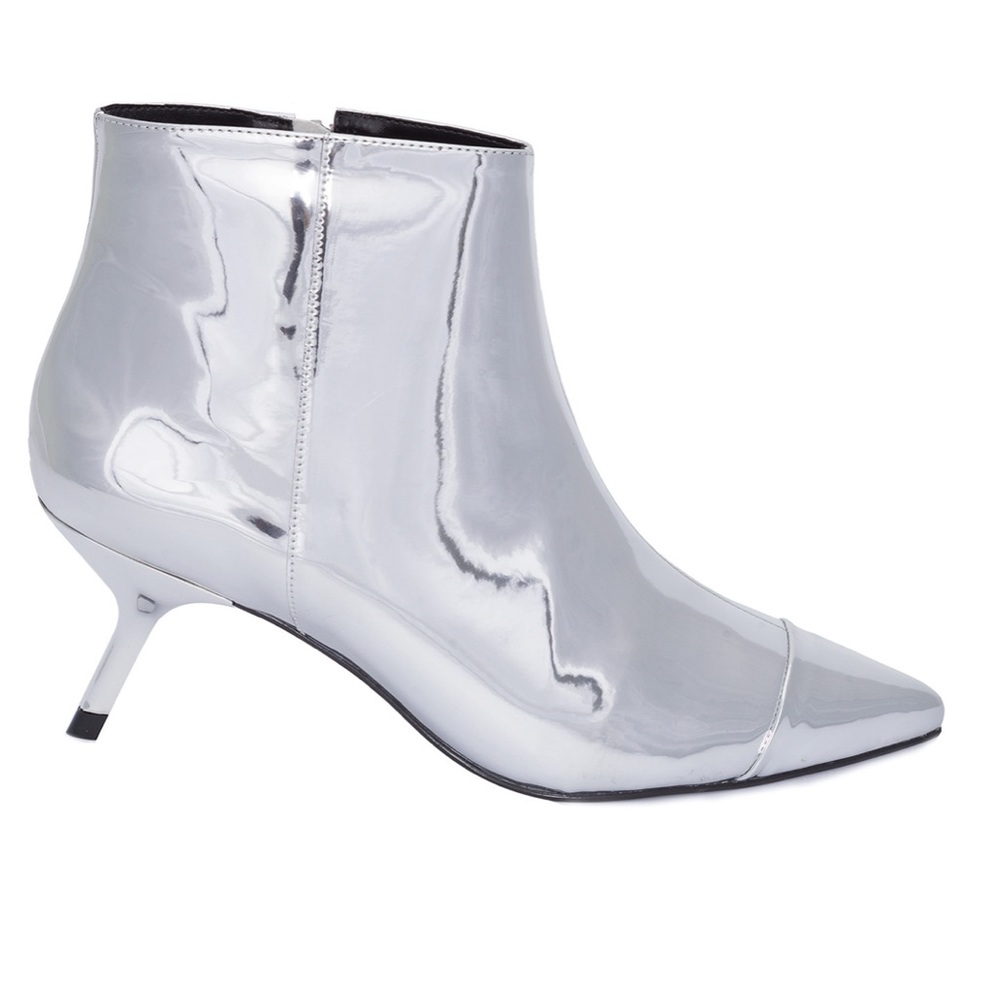 Silver Boot